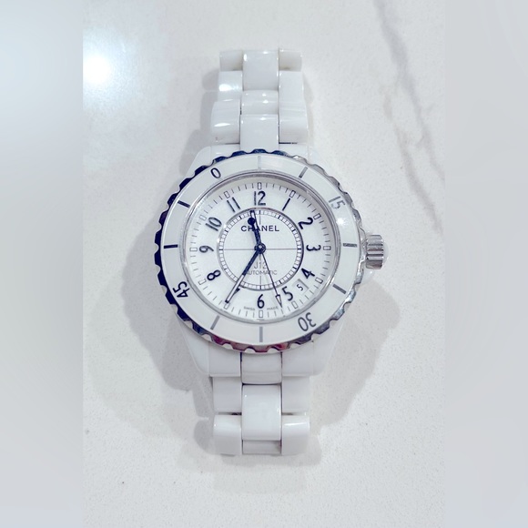 Chanel J12 Watch White 38mm Caliber 12.1 Model H0970 Mint Preowned - Picture 1 of 5